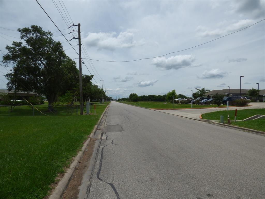 Listing photo 6